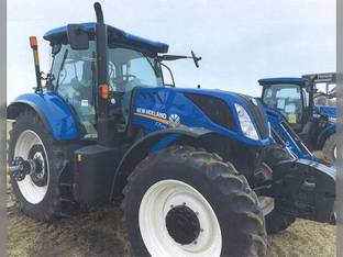2025 New Holland T7.230