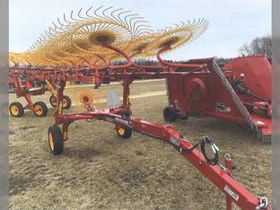 2023 New Holland PC1225