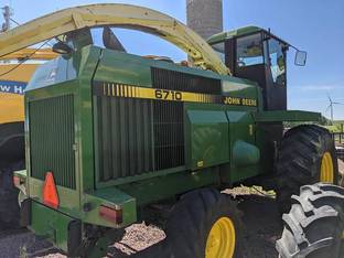 1993 John Deere 6710