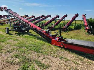 2025 Universal 1537 FIELD LOADER TD