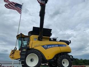 2024 New Holland CR8.90
