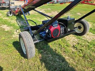 2025 Universal 1837 BINBUSTER FIELD LOADER TD