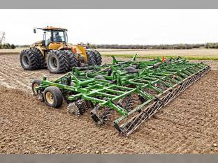 2024 Great Plains 2400TM