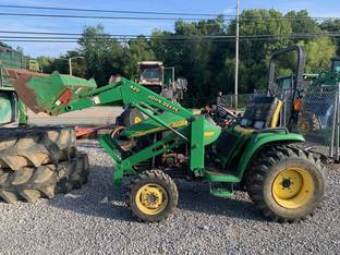 John Deere 4310