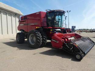 2017 Case IH 8240
