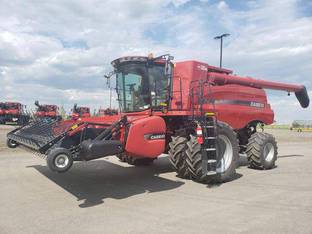 2016 Case IH 8240