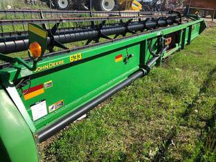 2011 John Deere 635F