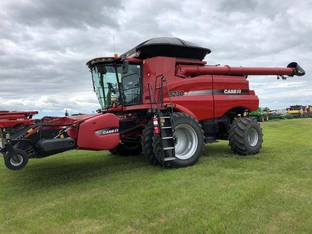 2013 Case IH 8230