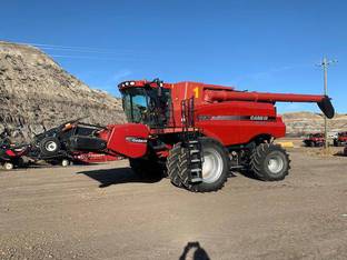 2013 Case IH 8230