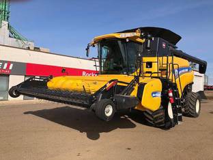 2012 New Holland CR8090