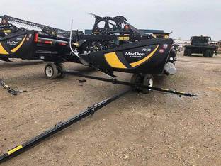 2019 MacDon Industries FD135