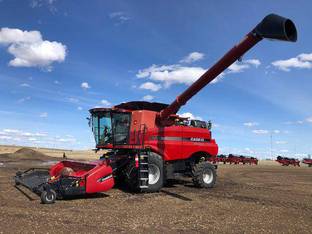 2014 Case IH 8230