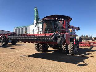 2017 Case IH 8240