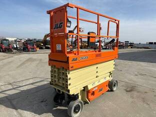2019 JLG 2632ES