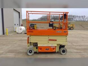2018 JLG 2632ES