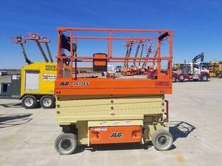 2018 JLG 2632ES