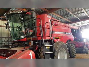 2014 Case IH 8230
