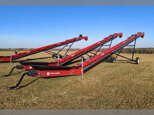 2026 Universal 1547 FIELD LOADER TD