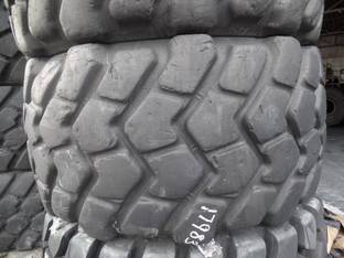 MICHELIN 660/65R25