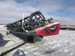 2020 MacDon Industries FD140