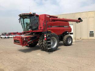 2016 Case IH 8240