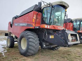 2012 Versatile RT490