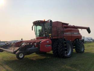 2012 Case IH 8230