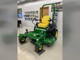 2025 John Deere Z720E