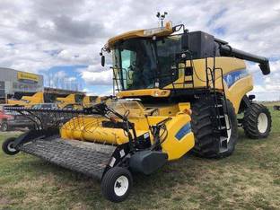 2007 New Holland CR9070