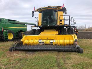 2019 New Holland CR8.90