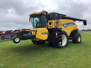2014 New Holland CR8090