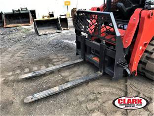 2021 Paladin SKID STEER FORKS