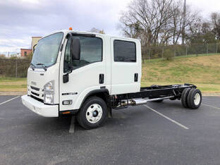 2024 Isuzu NPR (4) Door