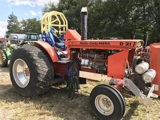 1963 Allis-Chalmers D21