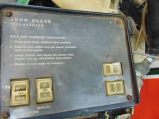 1982 John Deere 7000