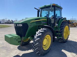 John Deere 7920