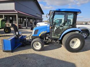 2008 New Holland BOOMER 3045