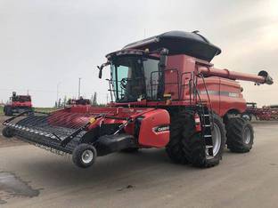 2018 Case IH 8240