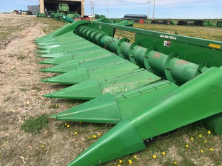 John Deere 1253A
