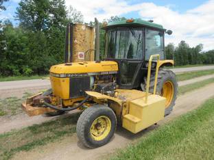 John Deere 2755