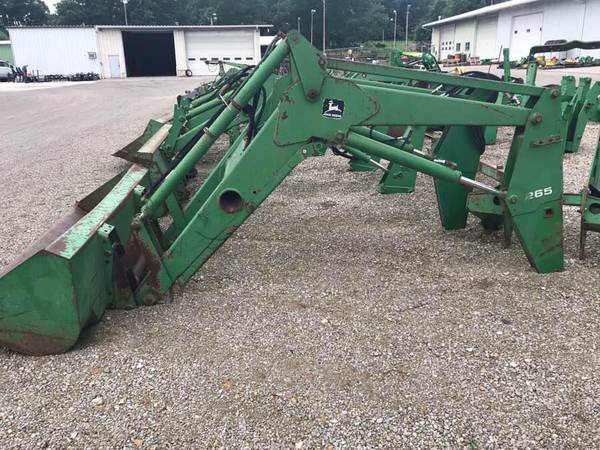 John Deere 265 Tractor Mounted Loader #567 Glasgow Equipment Glasgow 