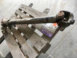 John Deere AH219658C UNIVERSAL DRIVE SHAFT