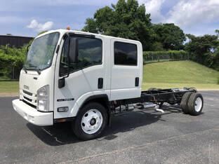 2024 Isuzu NRR (4) Door