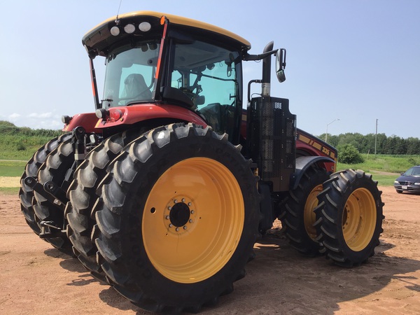 2023 Versatile 335 Tractor 17575587 Mast Farm Service Abbotsford