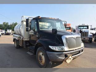 2006 International DURASTAR 4400