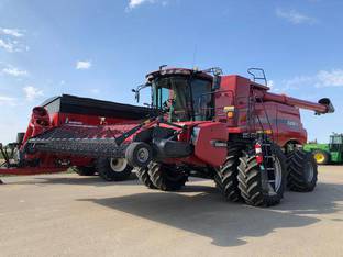 2017 Case IH 8240