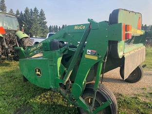 2005 John Deere 735