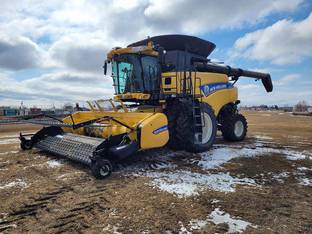 2014 New Holland CR8090