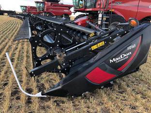 2021 MacDon Industries FD145