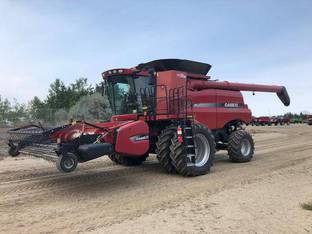 2013 Case IH 8230